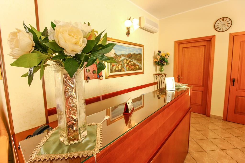 Gran Residence Marisa Лампедуза Экстерьер фото